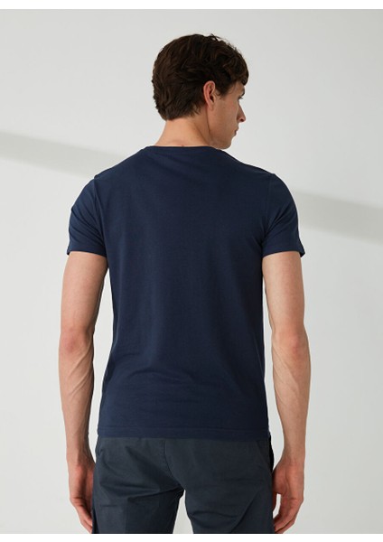Mavi Erkek Bisiklet Yaka Kısa Kollu Slim Fit T-Shirt FM23S23TGBLUE indirimleri