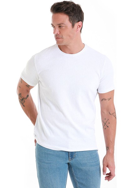 Beyaz Regular Fit Jakarlı Bisiklet Yaka Tişört modelleri