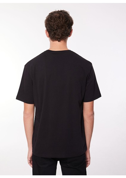 Bisiklet Yaka Siyah Erkek T-Shirt 75OAHG05 indirimleri