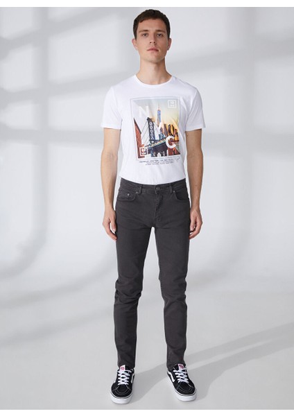 Siyah Erkek Düz Paça Slim Fit Denim Pantolon FM23S26PDCARBON