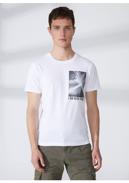 Bisiklet Yaka Beyaz Erkek T-Shirt FM23S38TGWHITE modelleri
