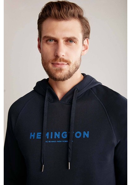 Logolu Kapüşonlu Lacivert Hoody