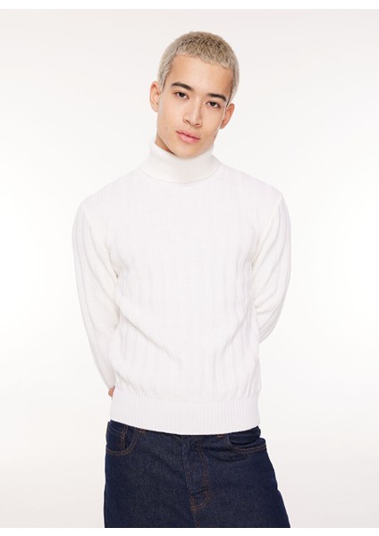 Bisiklet Yaka Slim Fit Beyaz Erkek Kazak 61101130 fiyatları