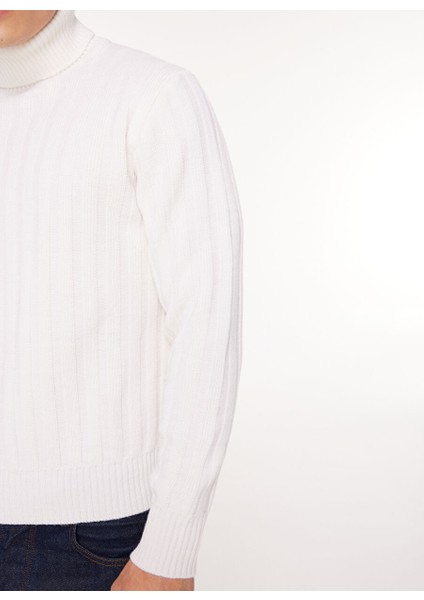Bisiklet Yaka Slim Fit Beyaz Erkek Kazak 61101130 fırsatları