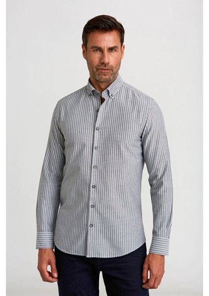 Modern Fit Uzun Kol Düğmeli Yaka Çizgili Spor Gömlek Sıyah GMCZG1622300205_D99