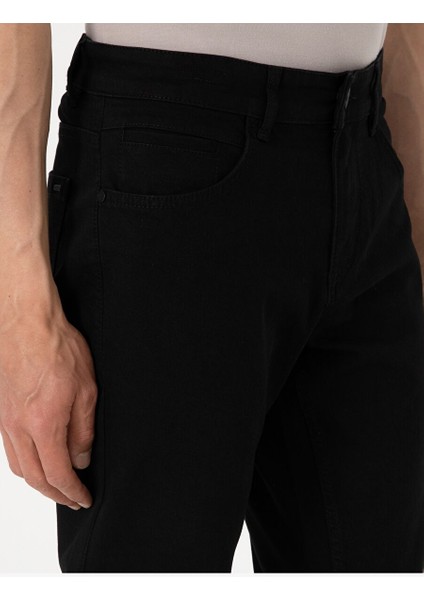 Siyah Straight Fit Jean Pantolon indirimleri