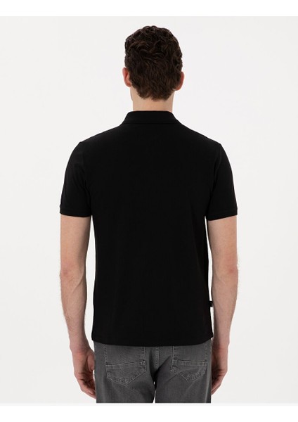Siyah Slim Fit Tişört indirimleri