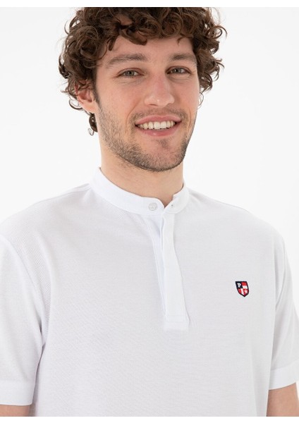 Erkek Regular Fit Hakim Yaka Beyaz Basic Tişört modelleri