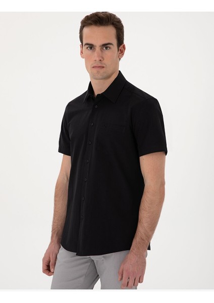 Siyah Basic Regular Fit Kısa Kollu Cepli Gömlek