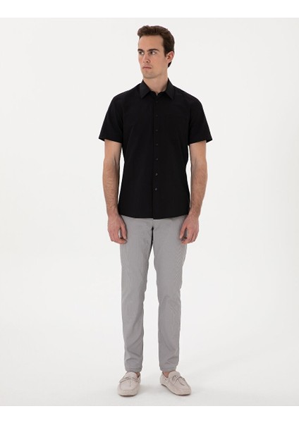 Siyah Basic Regular Fit Kısa Kollu Cepli Gömlek