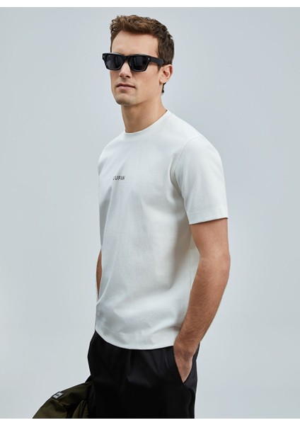 Marcus Modern Grafik T- Shirt Kırık Beyaz fırsatları