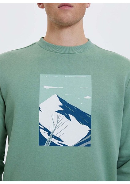 Yeşil Baskılı Bisiklet Yaka Pamuklu Regular Fit Erkek Sweatshirt Wmwınter Mountaın
