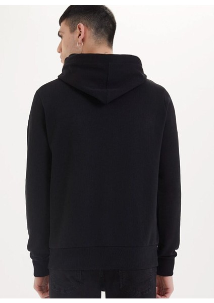 Siyah Baskılı Kapüşonlu Pamuk Regular Fit Erkek Sweatshirt Portraıt Hoodıe fırsatları