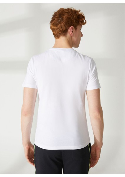Bisiklet Yaka Beyaz Erkek T-Shirt FM23S26TGWHITE indirimleri