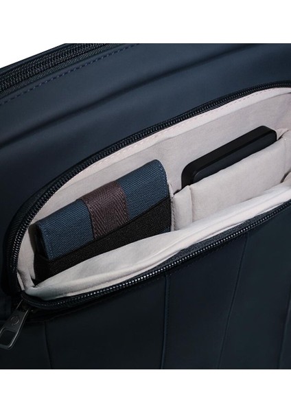 Gate Laptop Sırt Çantası - Lacivert fırsatları