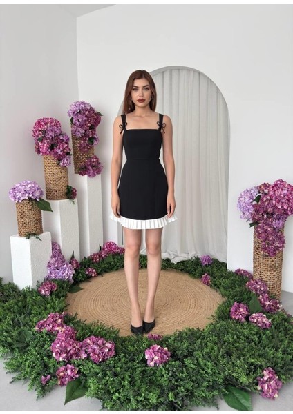 Steel Fiyonk Detay Elbise