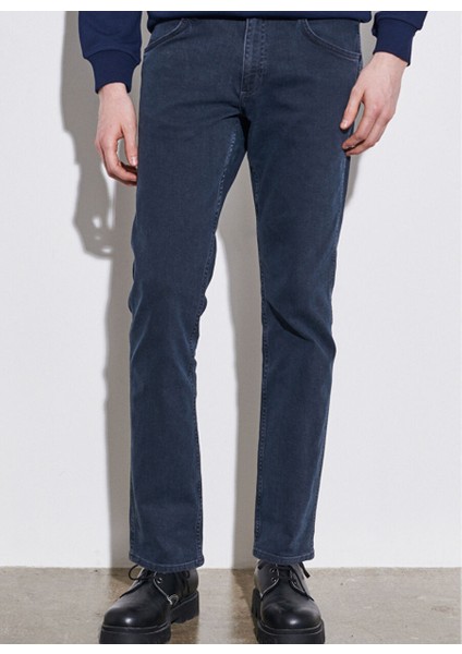 Mavi Erkek Boru Paça Regular Fit Denim Pantolon W15QLT35X-400_GREENSBORO modelleri