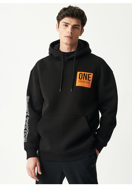Kapüşonlu Siyah Erkek Sweatshırt L222673-001