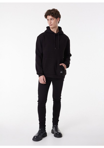 Kapüşonlu Regular Fit Siyah Erkek Sweatshirt L222678-001