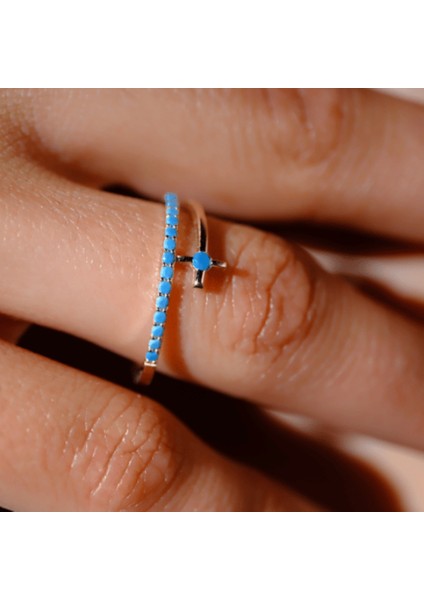 Gümüş Yüzük - Firuze Taşlı Yarım Tur Sarmalı Modern Tasarım 925 Ayar Gümüş Kadın Yüzük - Hediyelik fiyatları