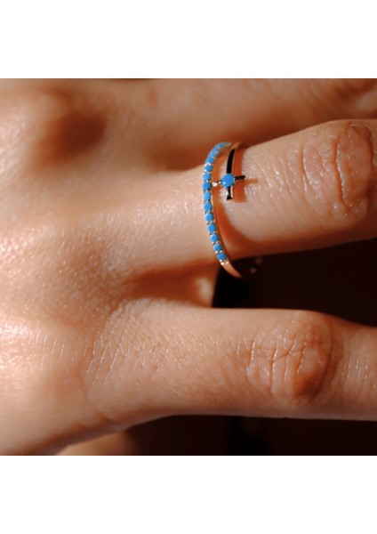 Gümüş Yüzük - Firuze Taşlı Yarım Tur Sarmalı Modern Tasarım 925 Ayar Gümüş Kadın Yüzük - Hediyelik