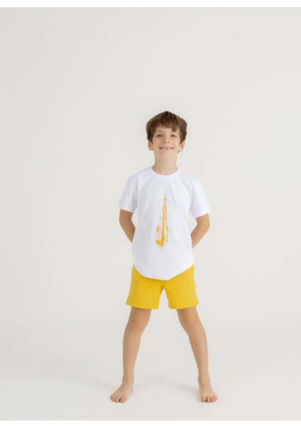 Sarı Tüy Desenli Baskılı T-Shirt