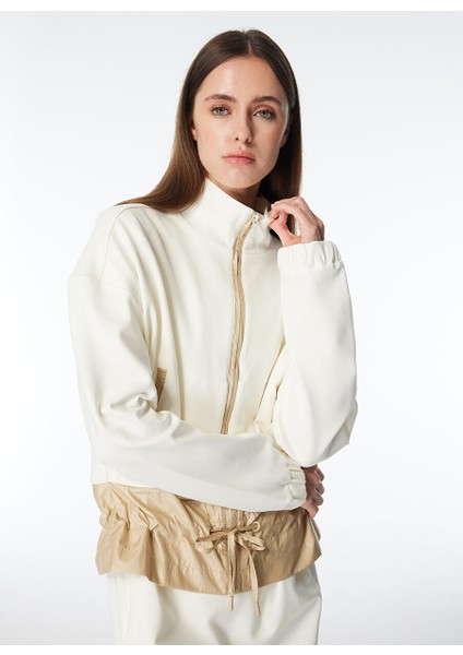 Kırık Beyaz Kadın Dik Yaka Relaxed Baskılı Sweatmont D4SL-SWT3028