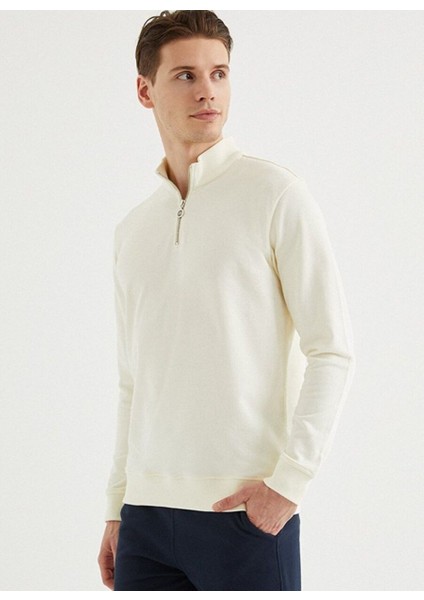 Krem Rengi Yarım Fermuarlı Yaka Pamuklu Regular Fit Erkek Sweatsirt Core Half Zıp