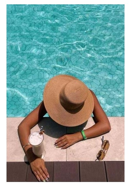 Geniş Hasır Şapka