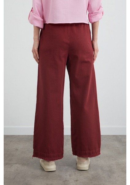 Paçası Püsküllü Beli Lastikli Gabardin Pantolon fırsatları