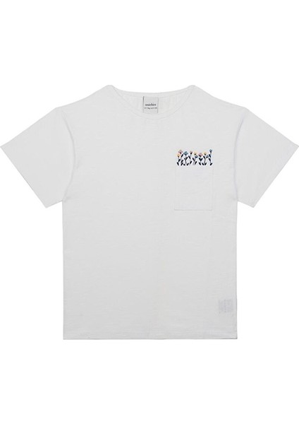 Cepte Çiçek Detaylı Tshirt