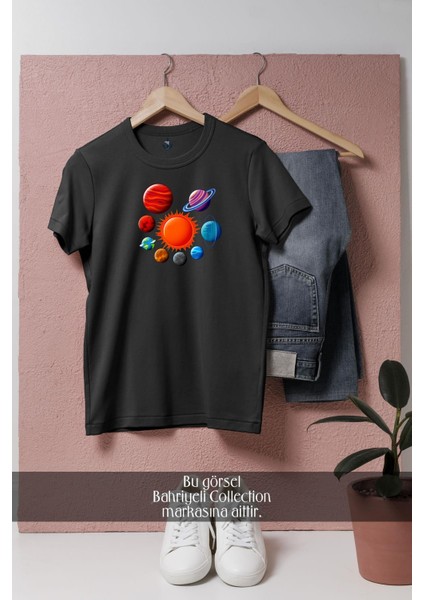 Oversize Gezegenler ve Güneş Tasarımlı Unisex T-Shirt fiyatları