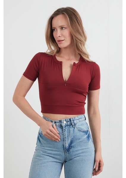 Basic Yarım Fermuarlı Dalgıç Kumaş Crop Tişört