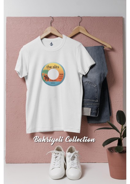 Oversize The Slits Typical Girls Tasarımlı Unisex T-Shirt