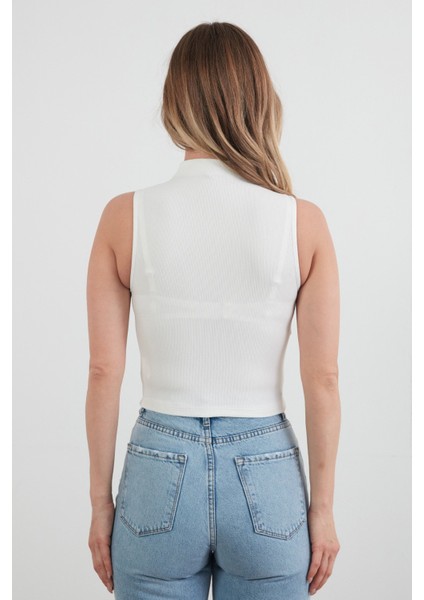 Fitilli Yarım Fermuarlı Kolsuz Bluz fırsatları