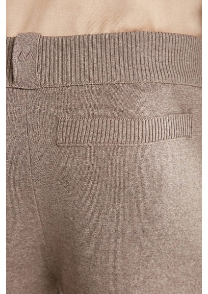 Şerit Detaylı Bej Merino Yün Spor Triko Pantolon