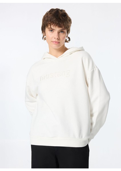 Ekru Kadın Kapüşon Normal Nakışlı Sweatshirt M4WL-SWT-1974