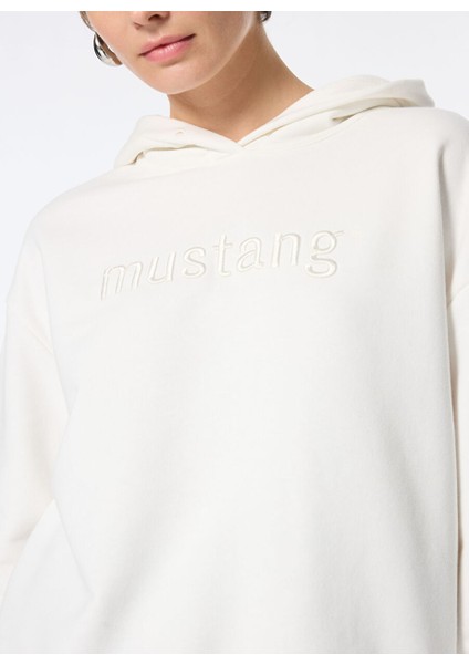Ekru Kadın Kapüşon Normal Nakışlı Sweatshirt M4WL-SWT-1974