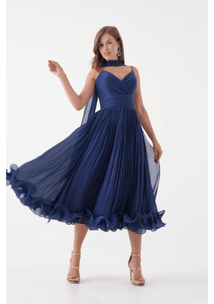 Kırinkıl Saten Kumaş Askılı Midi Boy Elbise - Lacivert modelleri