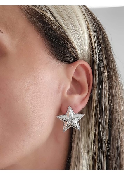 Yıldız Figürlü Çelik Gümüş Silver Renkli Küpe modelleri