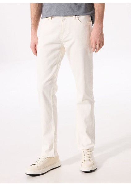 Kırık Beyaz Erkek Düz Paça Slim Fit Denim Pantolon F4SM-PNT 110 fiyatları