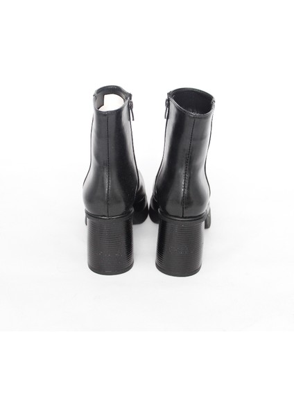 Kadın Bot indirimleri