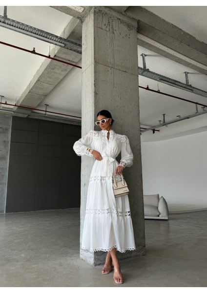 Krep Kumaş & Dantel Detaylı Astarlı Elbise