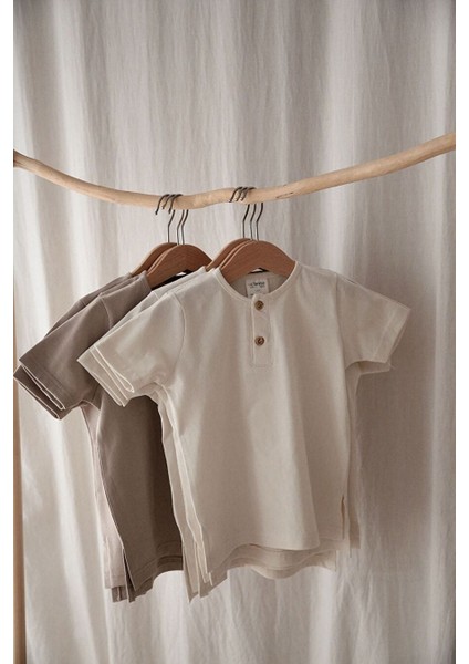 Erkek ve Kız Bebek Çocuk %100 Pamuklu Kısa Kollu Unisex Fit Kesim Tişört