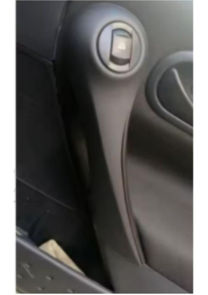 Renault Megane 2 Kapı Iç Çekme Kolçak Sağ Taraf Siyah 7701475315 fırsatları