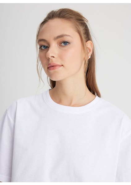 Bisiklet Yaka Beyaz Kadın T-Shirt W241608100-BISIKLET Yaka T-Shirt modelleri