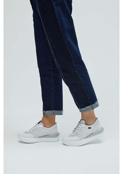 Kadın Deri & Tekstil Beyaz/bej Sneakers & Spor Ayakkabı modelleri