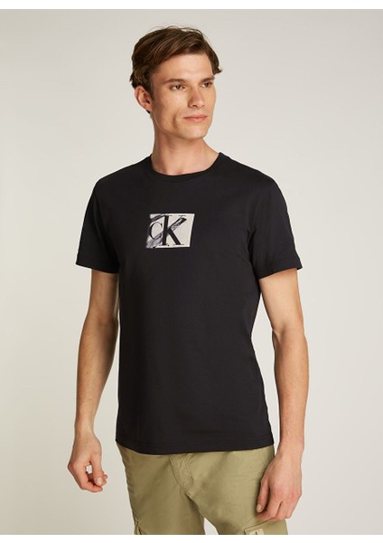 Siyah Erkek T-Shirt J30J327077BEH Small Ck Box Tee fiyatları