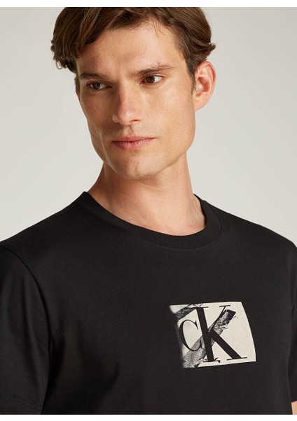 Siyah Erkek T-Shirt J30J327077BEH Small Ck Box Tee modelleri