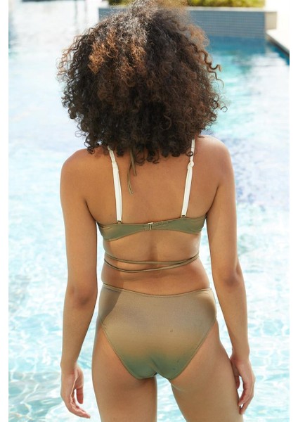 B1508 Straplez Bikini Tk.
